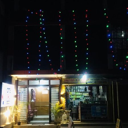 Hotel Nakshatra Ooty Kültér fotó
