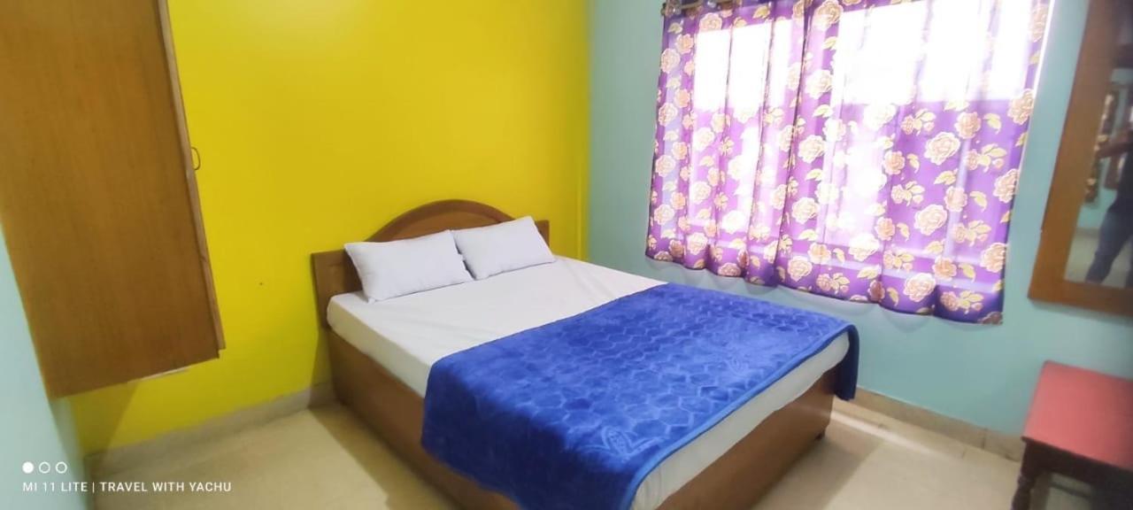 Hotel Nakshatra Ooty Kültér fotó