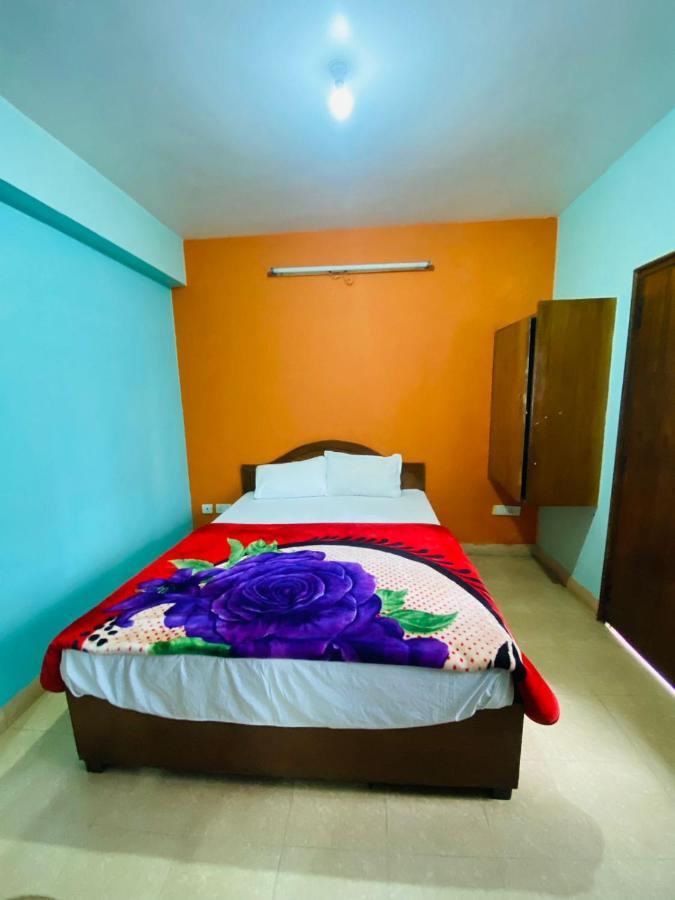 Hotel Nakshatra Ooty Kültér fotó