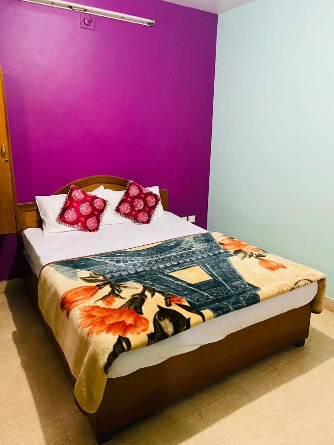 Hotel Nakshatra Ooty Kültér fotó
