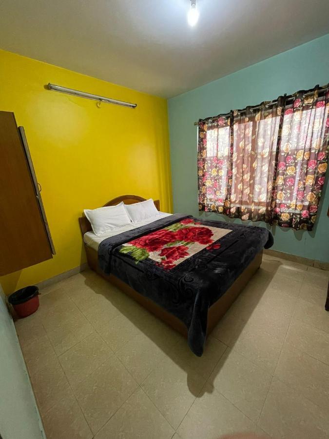 Hotel Nakshatra Ooty Kültér fotó