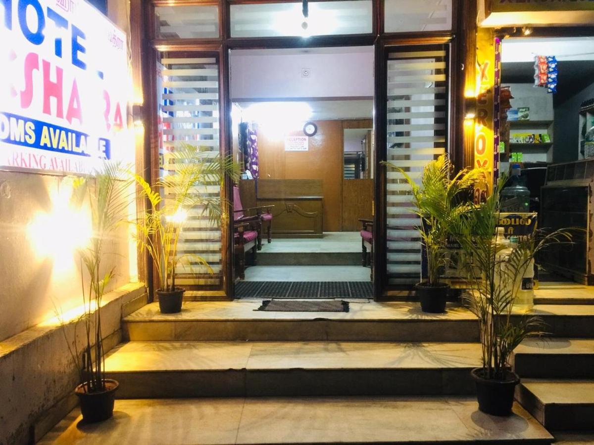 Hotel Nakshatra Ooty Kültér fotó