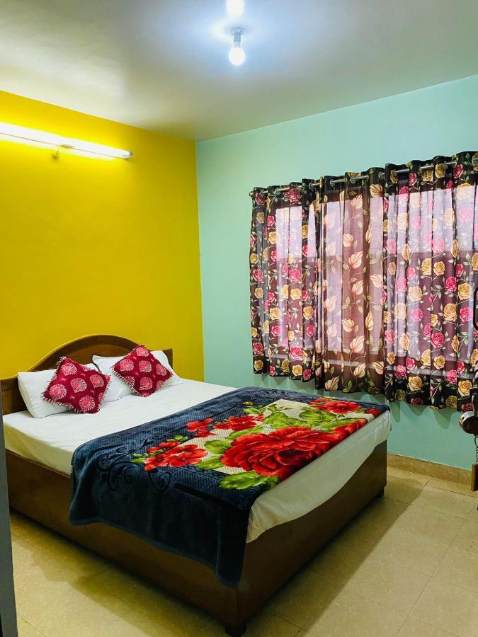 Hotel Nakshatra Ooty Kültér fotó