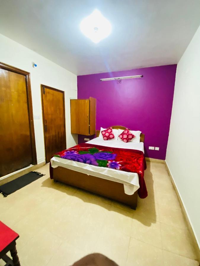 Hotel Nakshatra Ooty Kültér fotó