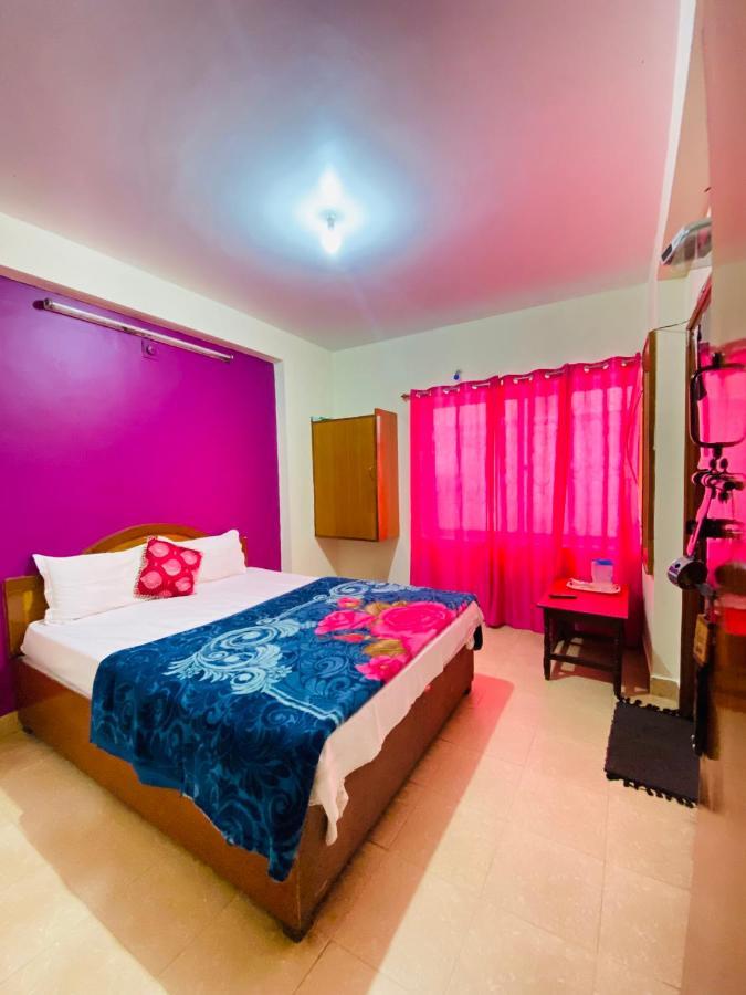 Hotel Nakshatra Ooty Kültér fotó