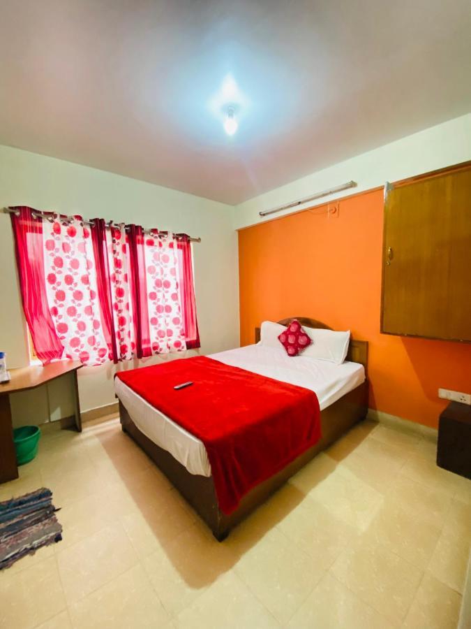 Hotel Nakshatra Ooty Kültér fotó
